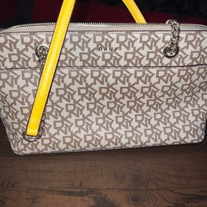 DKNY bag (new without tags )